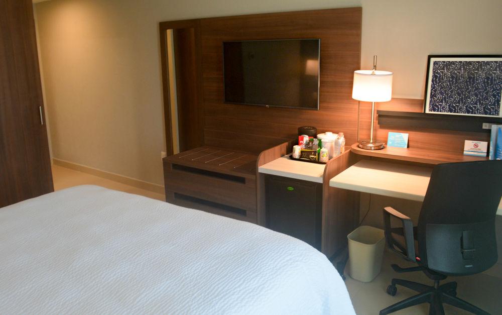 Fairfield Inn & Suites By Marriott 코아트사코알코스 외부 사진
