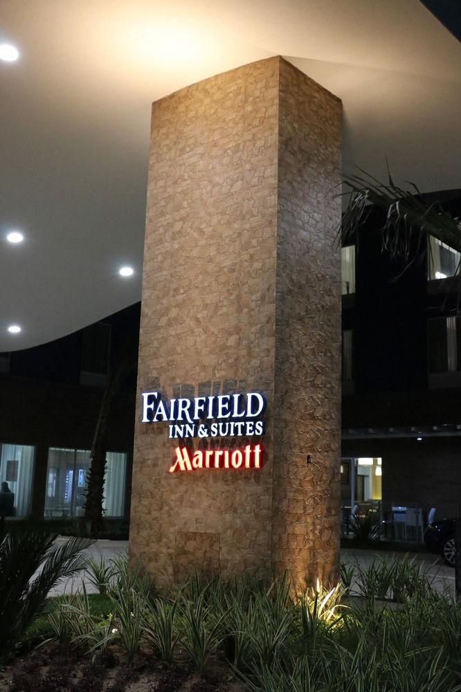 Fairfield Inn & Suites By Marriott 코아트사코알코스 외부 사진